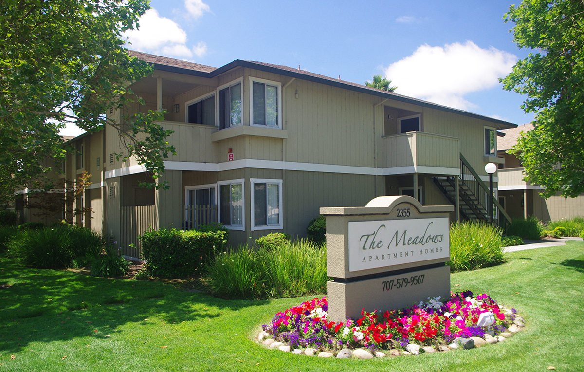 THE MEADOWS Apartments in Santa Rosa, CA
